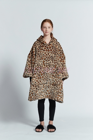 Picture of Delux Kids Blanket Hoodie - Leopard